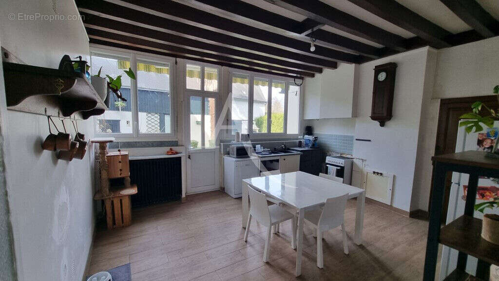 L'Élégance d'une Maison de Ville sans Compromis - photo 3