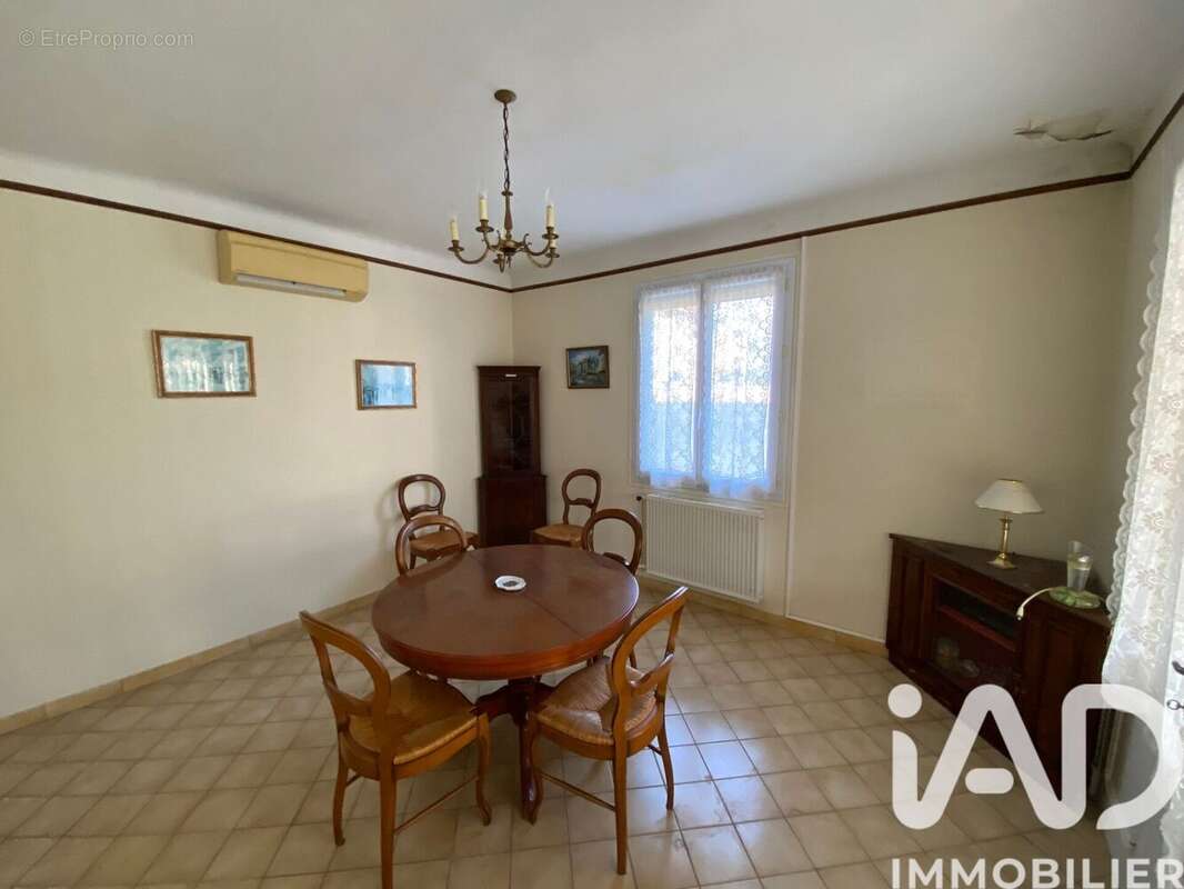 Photo 8 - Maison à JONQUIERES