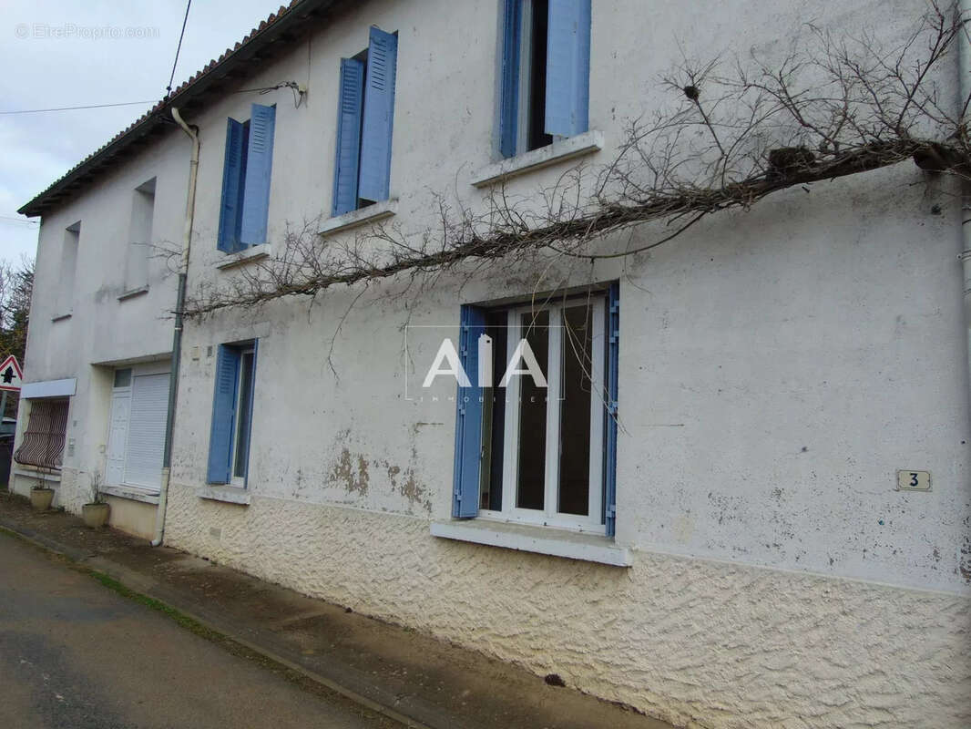 Ensemble immobilier - photo 8