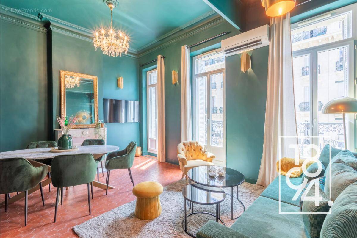 Appartement à MARSEILLE-6E