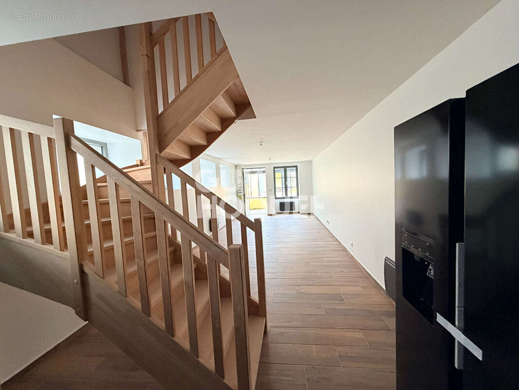 Appartement à BYANS-SUR-DOUBS