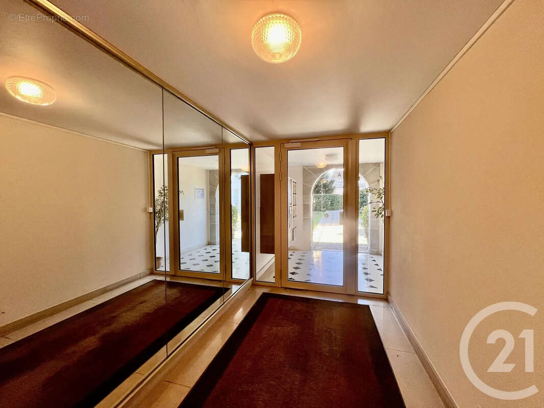Appartement à FONTAINEBLEAU
