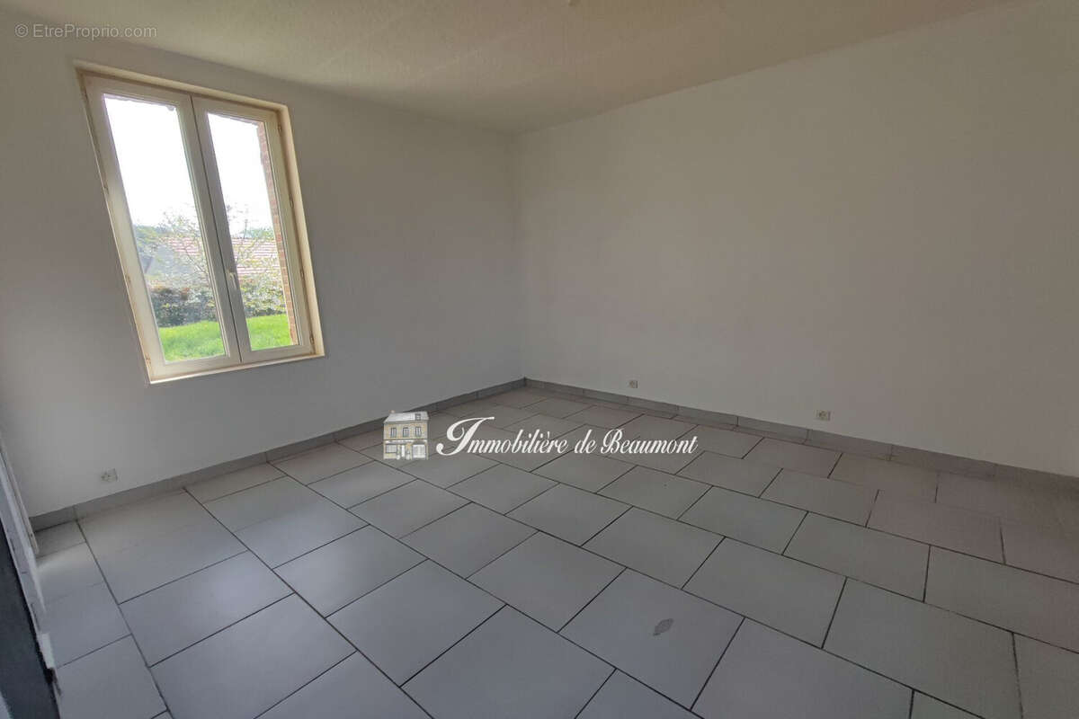 Maison à BEAUMONT-LE-ROGER
