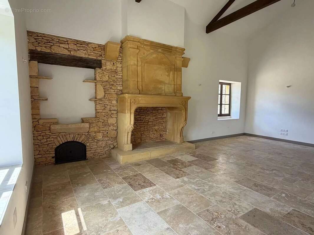 Maison à MONPAZIER