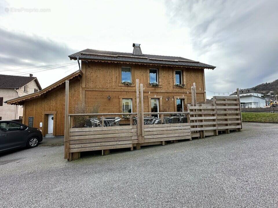 Commerce à SAINT-NABORD