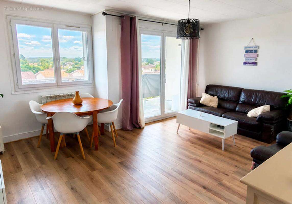 Appartement à SAINT-MEDARD-EN-JALLES