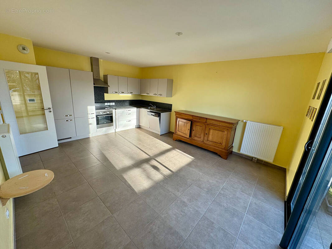 Appartement à SAINT-MARTIN-BOULOGNE