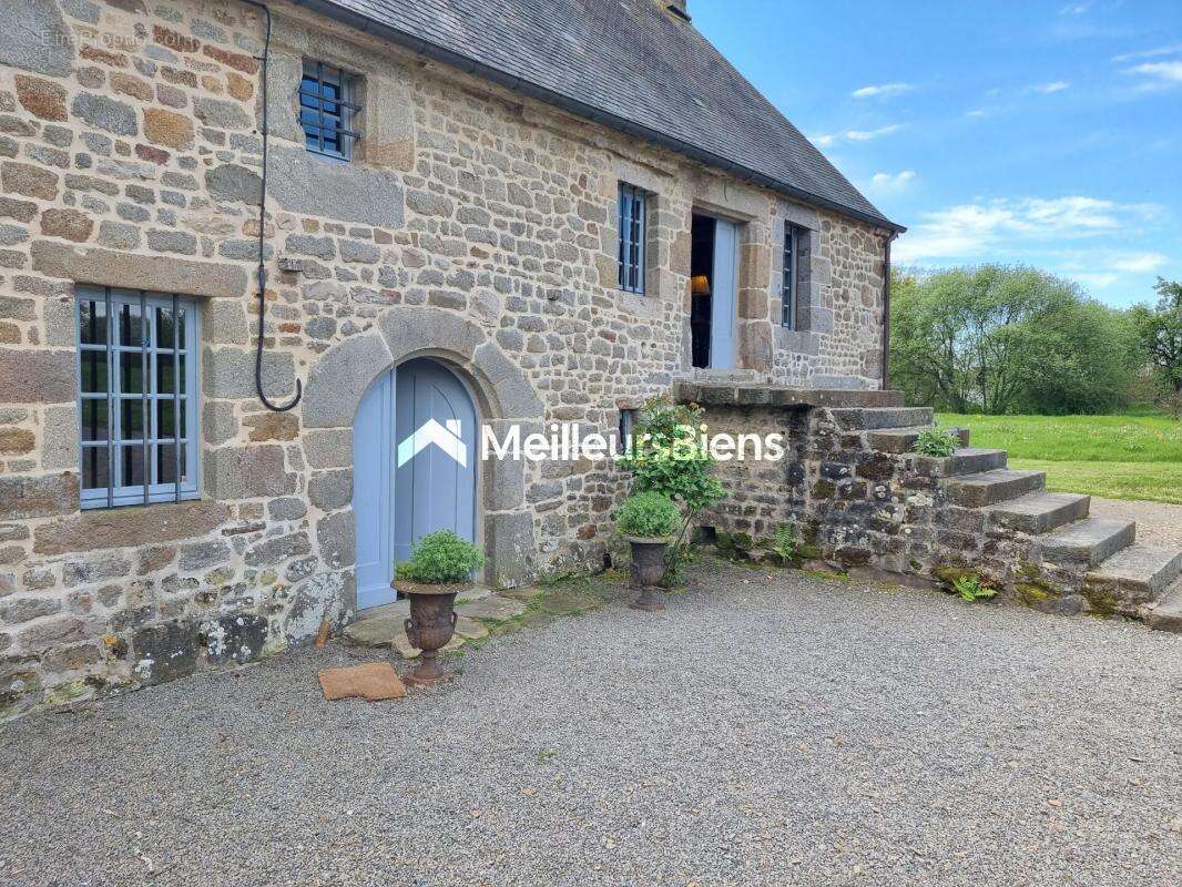 Maison à BELLOU-EN-HOULME