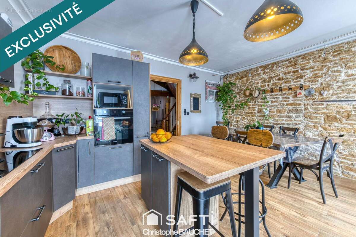 Photo 6 - Maison à JUJURIEUX