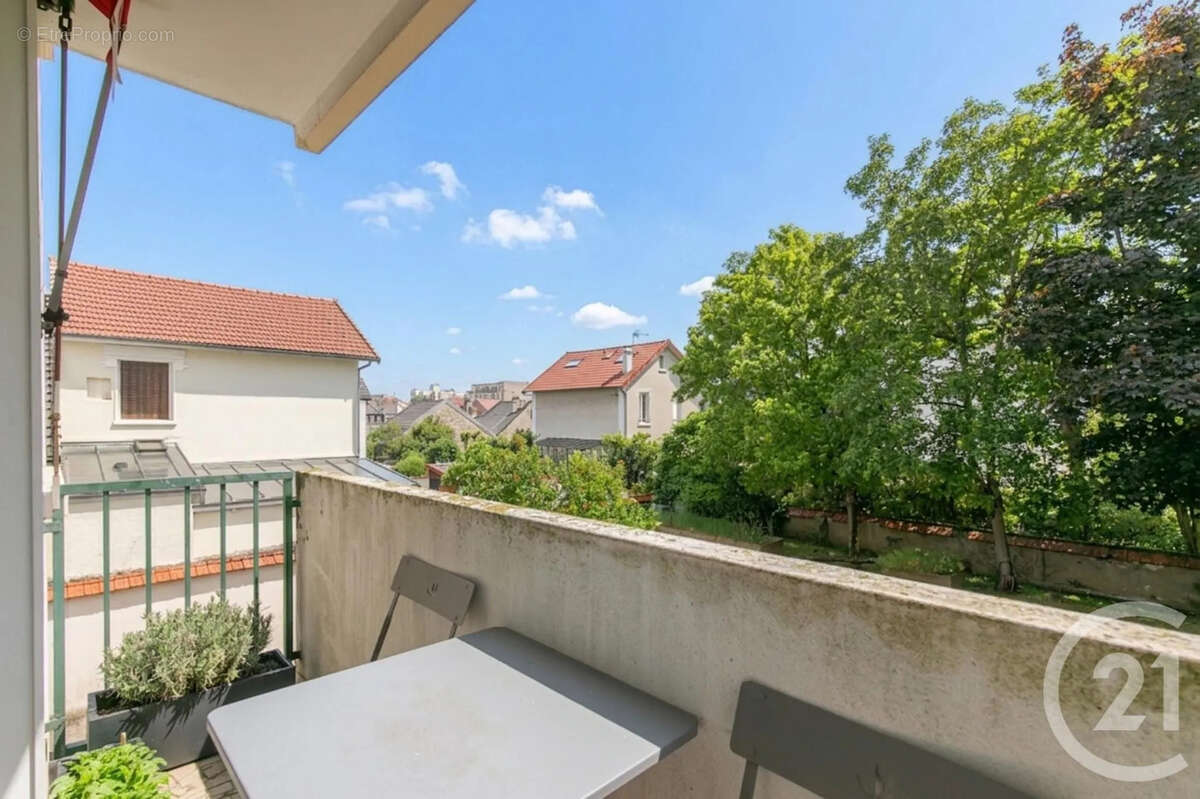 Appartement à SAINT-MAUR-DES-FOSSES