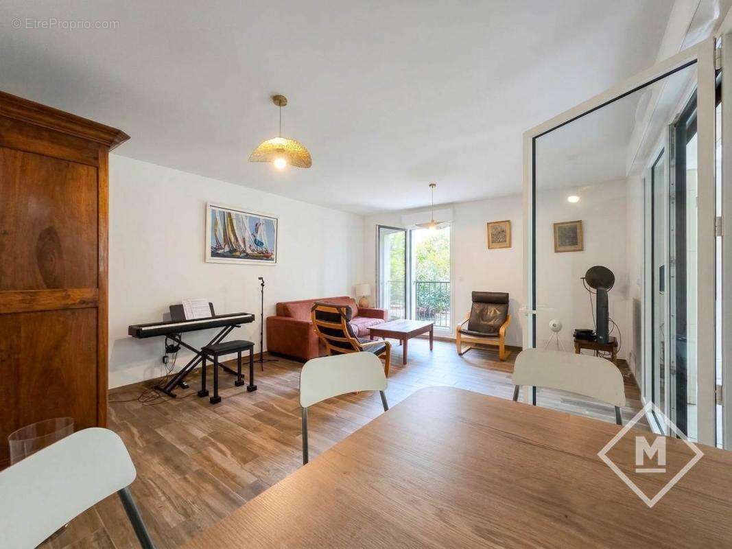 Appartement à AIX-EN-PROVENCE