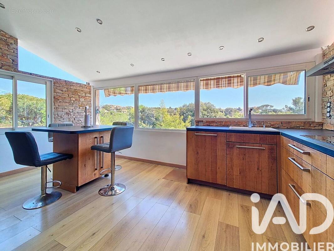 Photo 1 - Maison à FREJUS