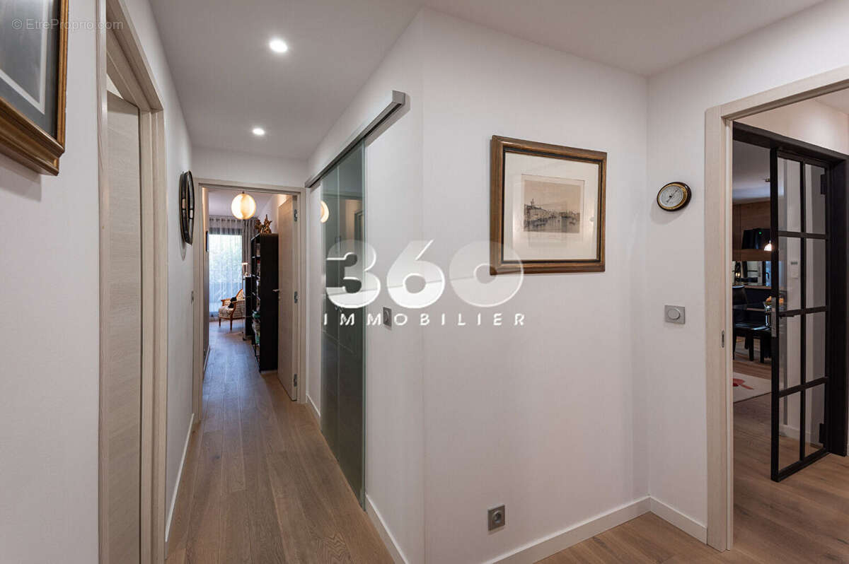 Appartement à BRISON-SAINT-INNOCENT