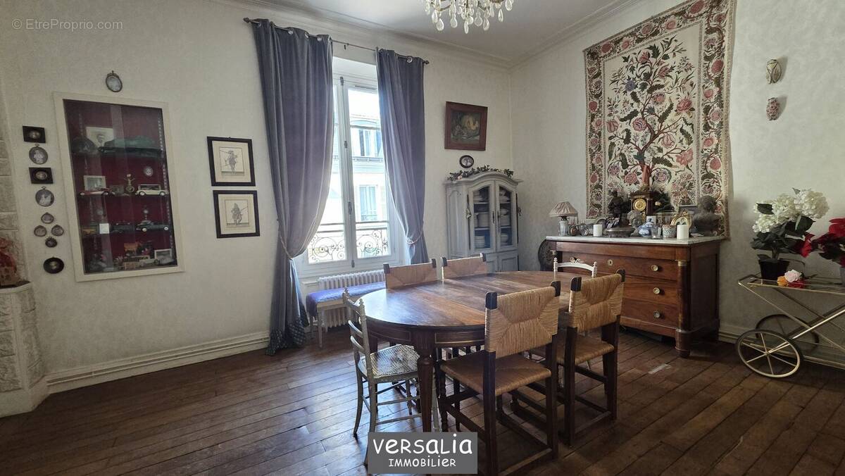 Appartement 6 pièces, 4 chambres. Proche Gare Rive Droite. - photo 3
