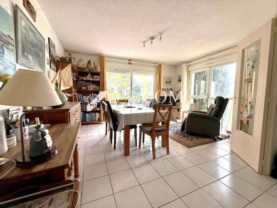 Appartement à SAINTES