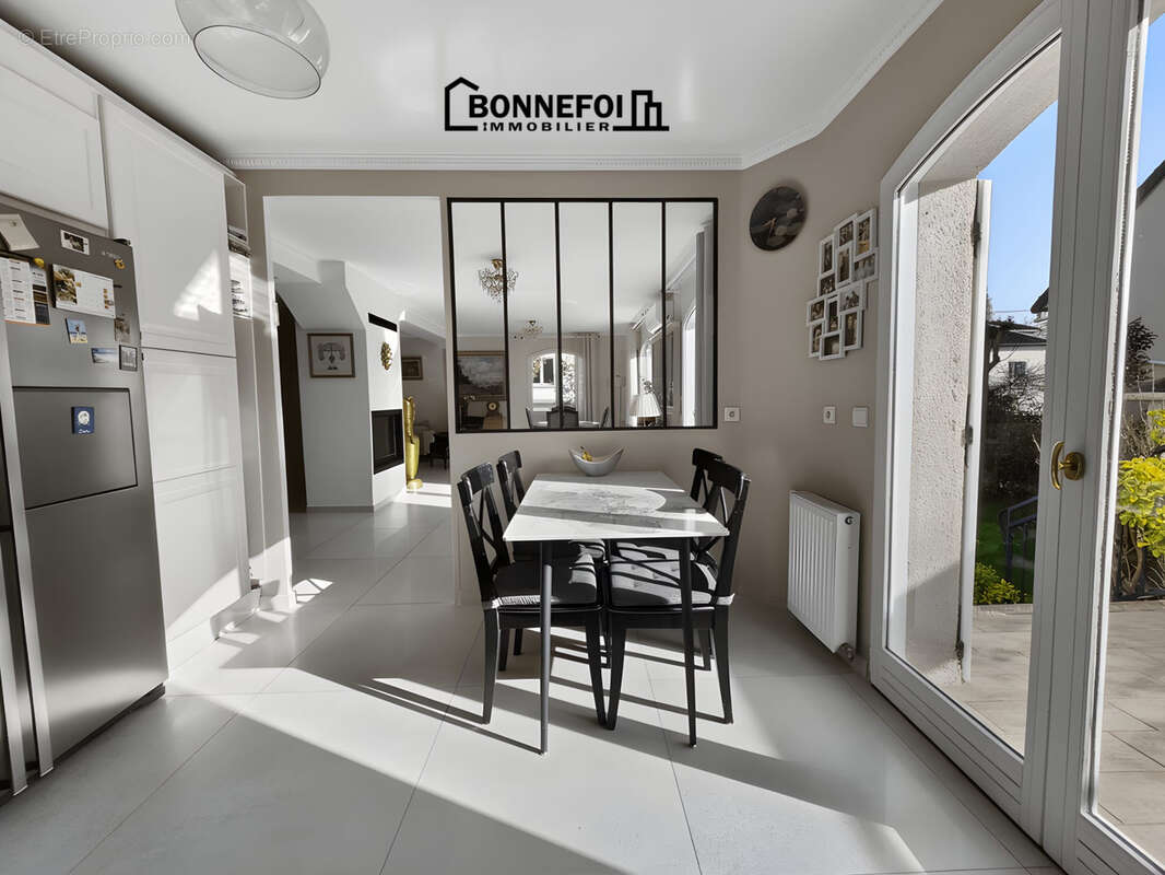 Maison à CHAMPIGNY-SUR-MARNE