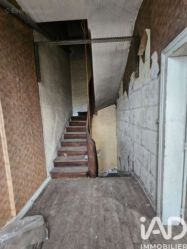 Maison 105 m² à Beaumont-Sur-Deme  - photo 4