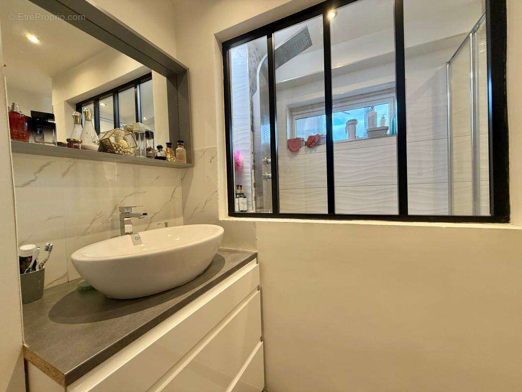 Appartement à AUXONNE