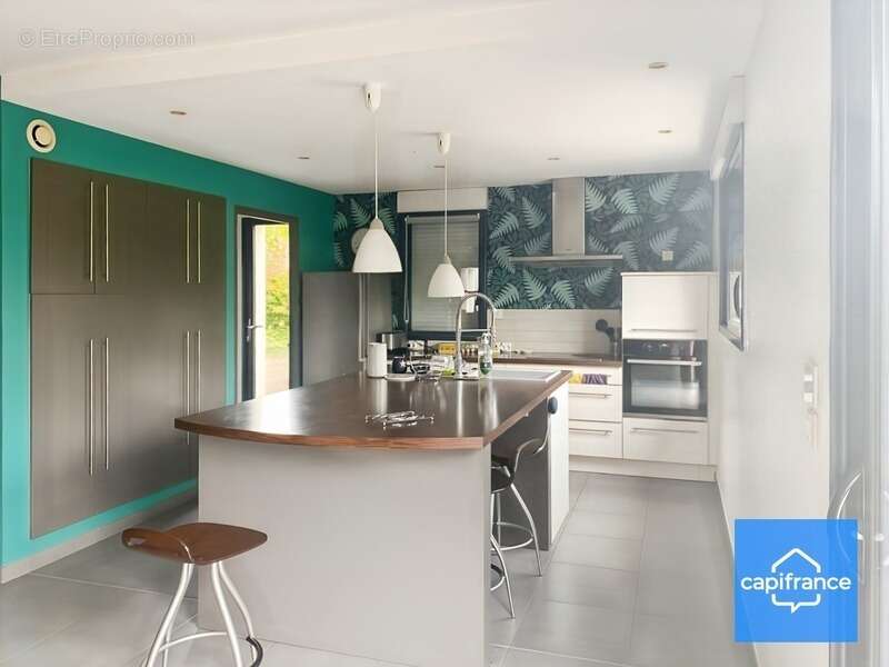 Maison à L'HUISSERIE