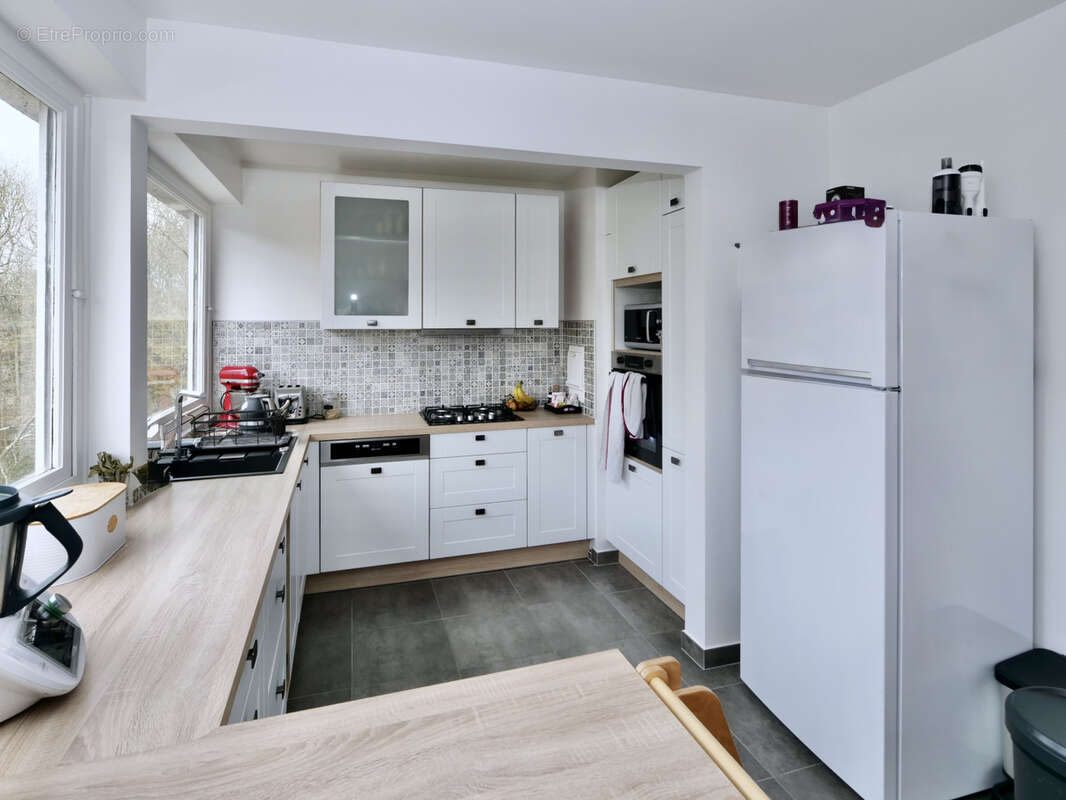 Appartement à VAUX-LE-PENIL