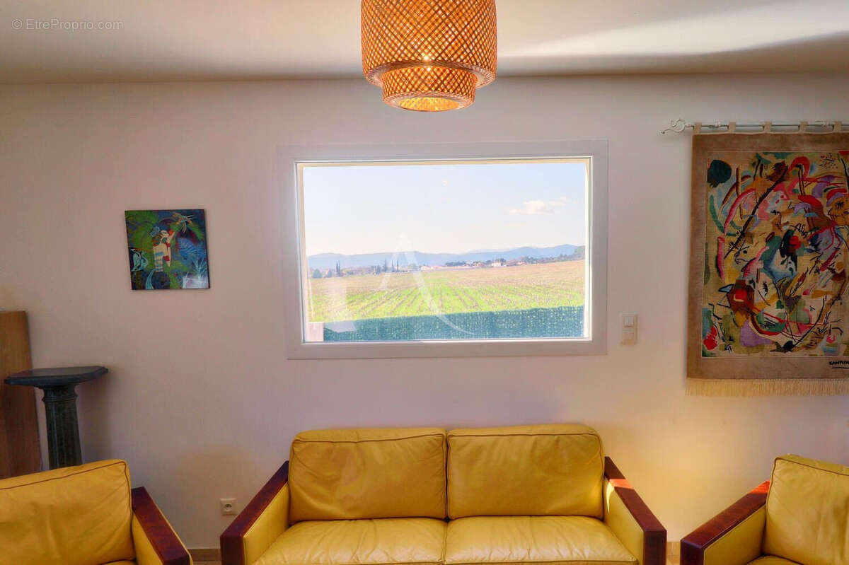 Maison à VINON-SUR-VERDON