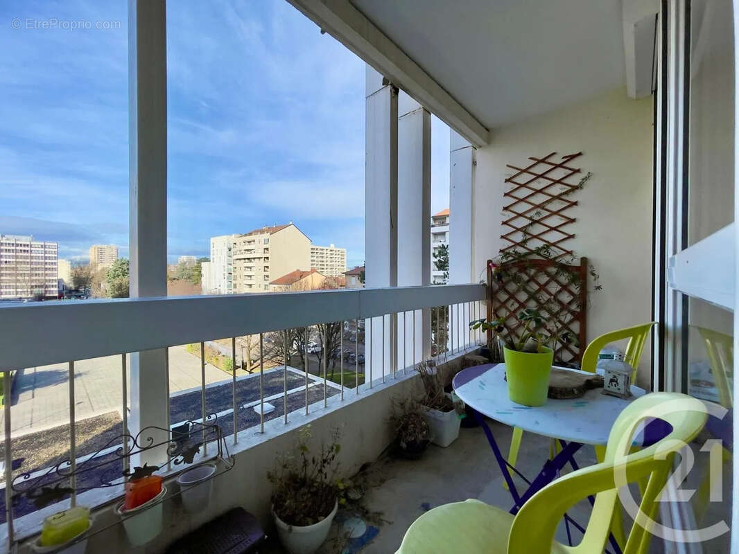 Appartement à VILLEURBANNE