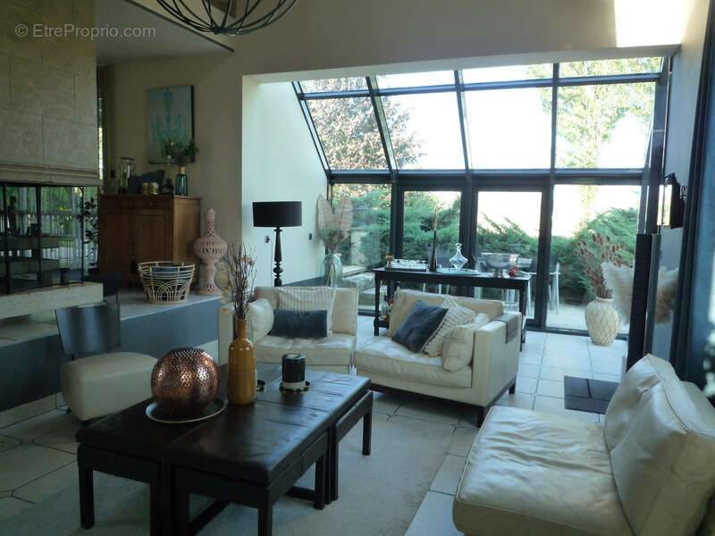 ARCY SAINTE RESTITUE (02) belle maison d'architecte de 291 m2 sur un terrain de 7000 m2 - photo 4
