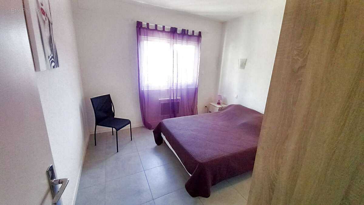 Appartement à LAMALOU-LES-BAINS