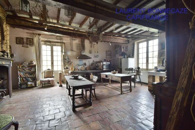 Maison ancienne à vendre de type T6 à LACHAPELLE (82) - photo 3