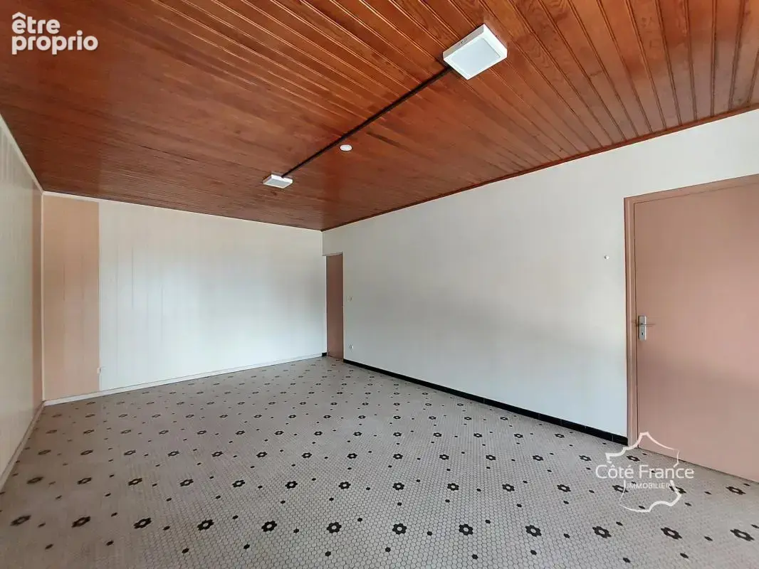 Maison de plain-pied 156 m2   Beau potentiel et nombreuses p - photo 5