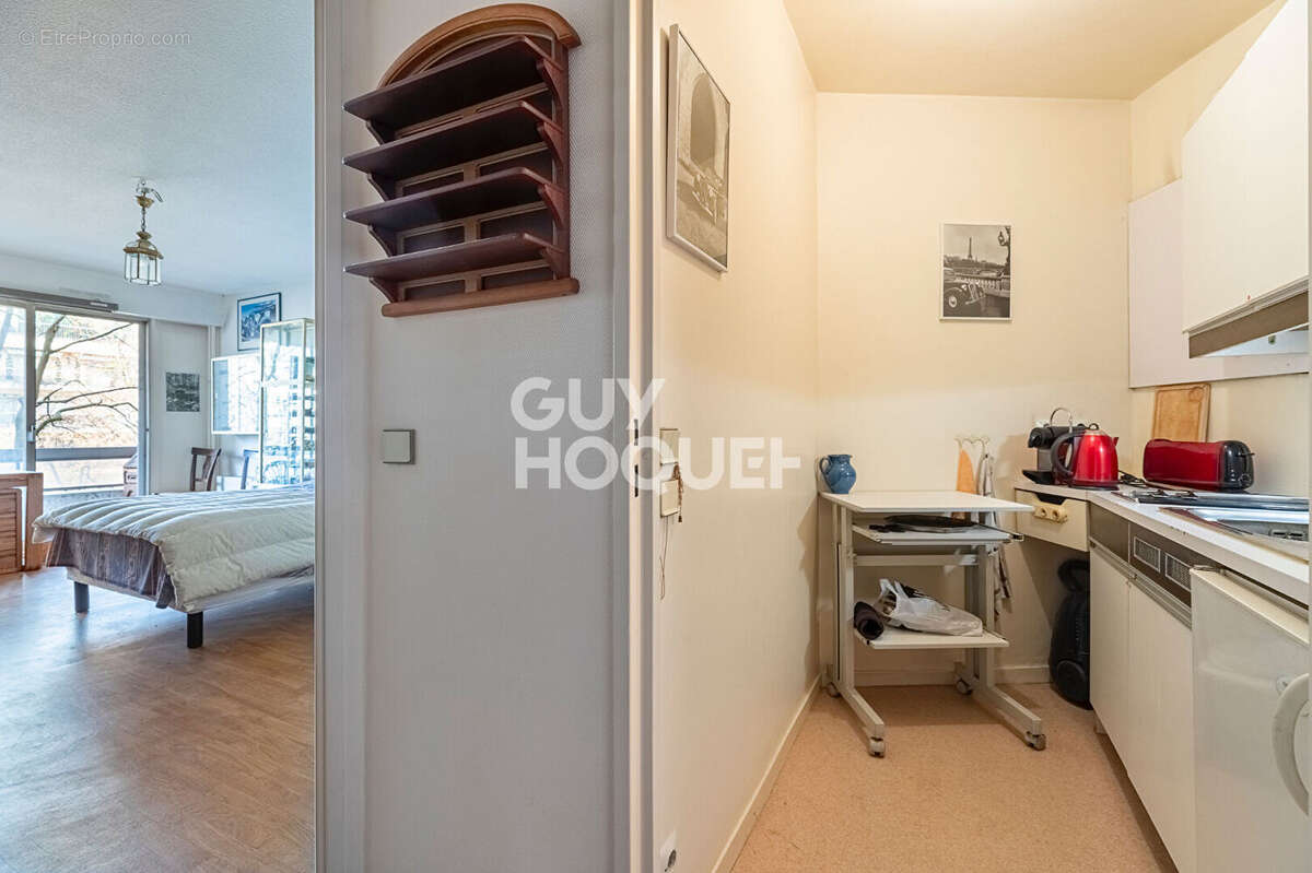 Appartement à PARIS-15E