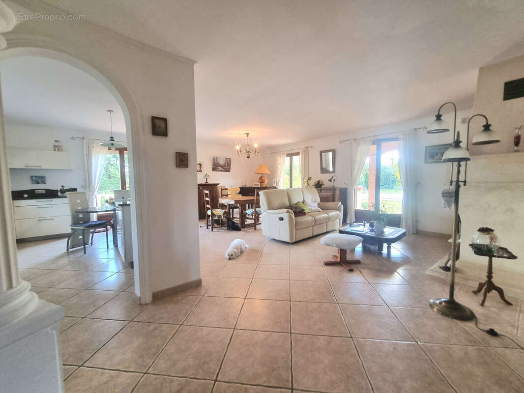 Maison à BIZE-MINERVOIS