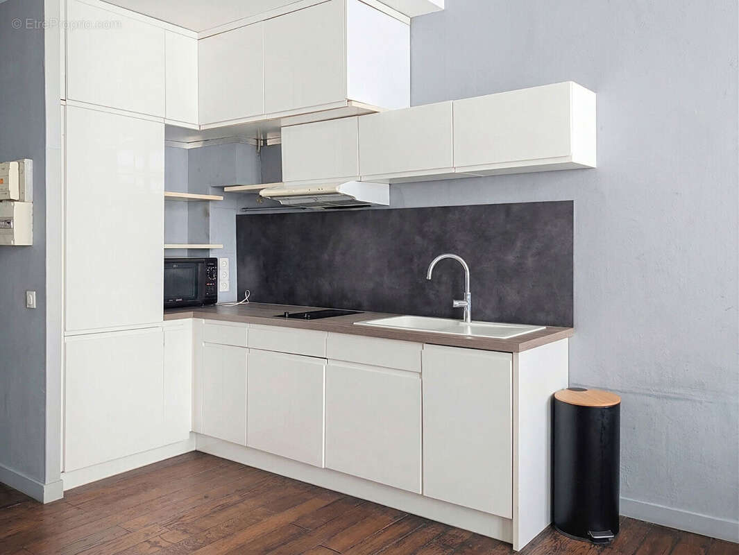 Appartement à PARIS-2E