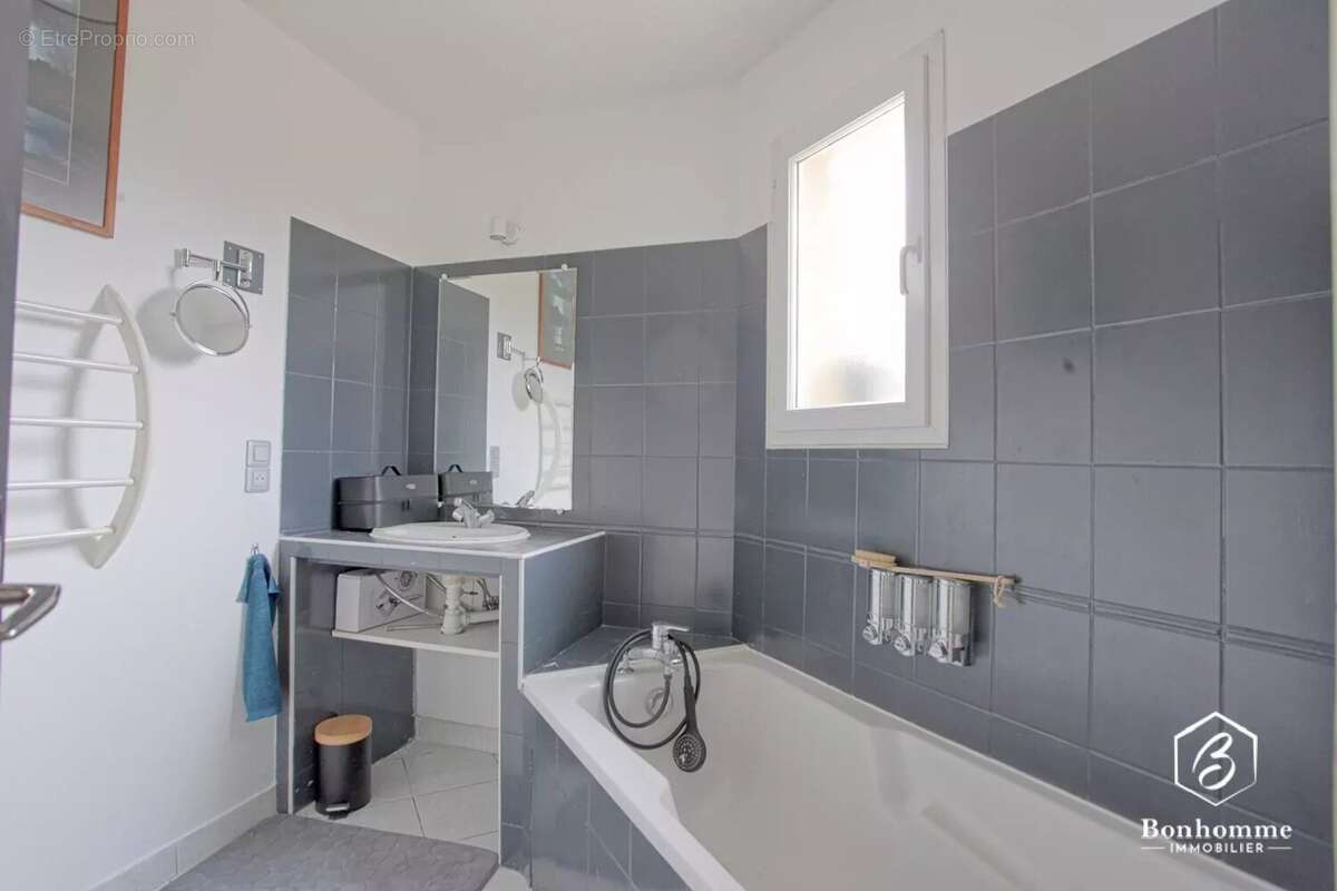 Maison 7 pièces 155 m² - Saint-Morillon - photo 6