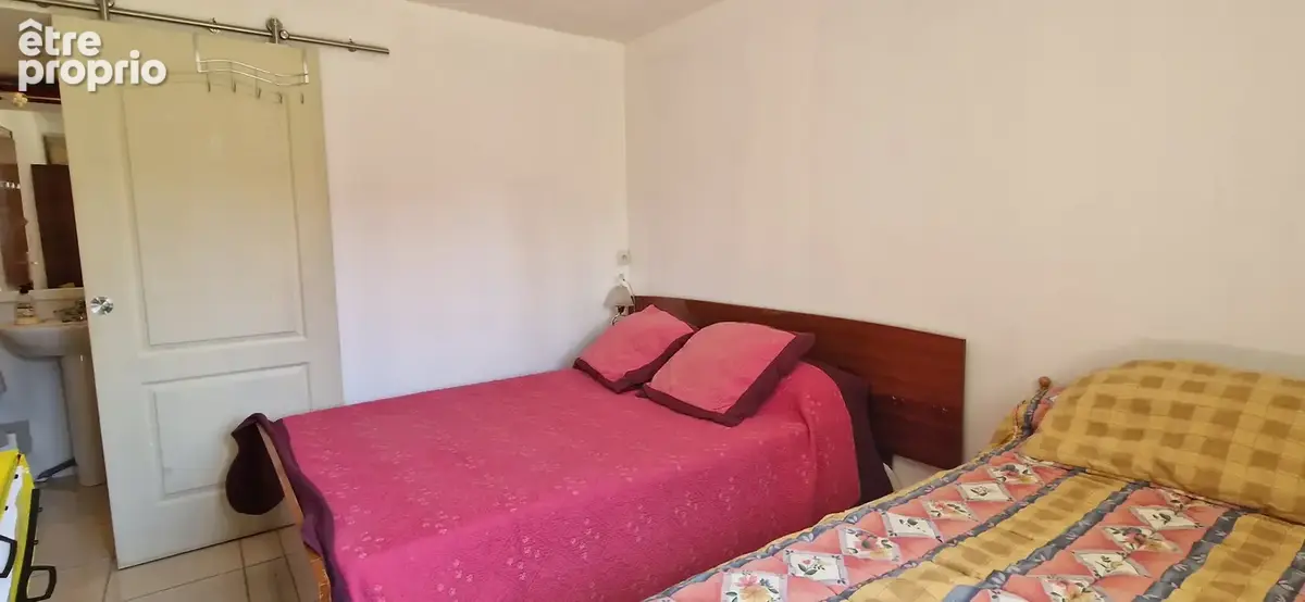 EXCLUSIVITE - ILLE SUR TET Maison de ville sur 3 faces avec jardin de 500 m2 env Bon Quartier - photo 8