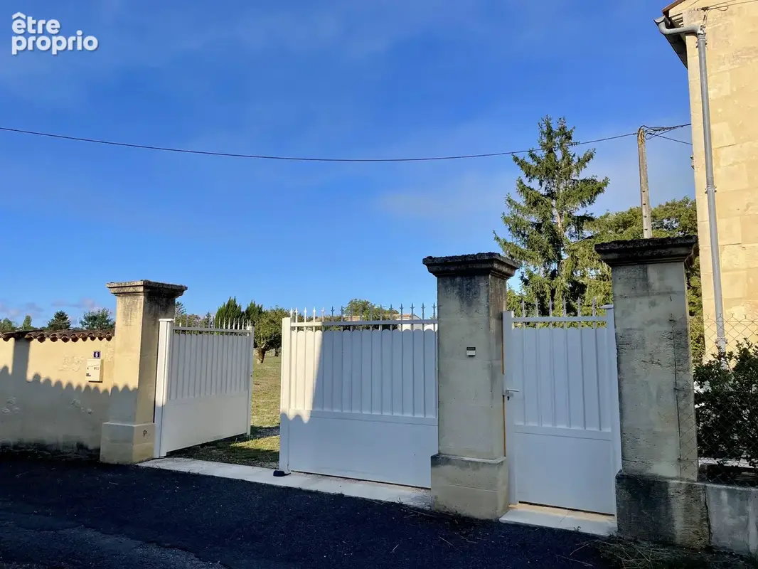 Maison R+1 T4 avec jardin et dépendance - photo 4