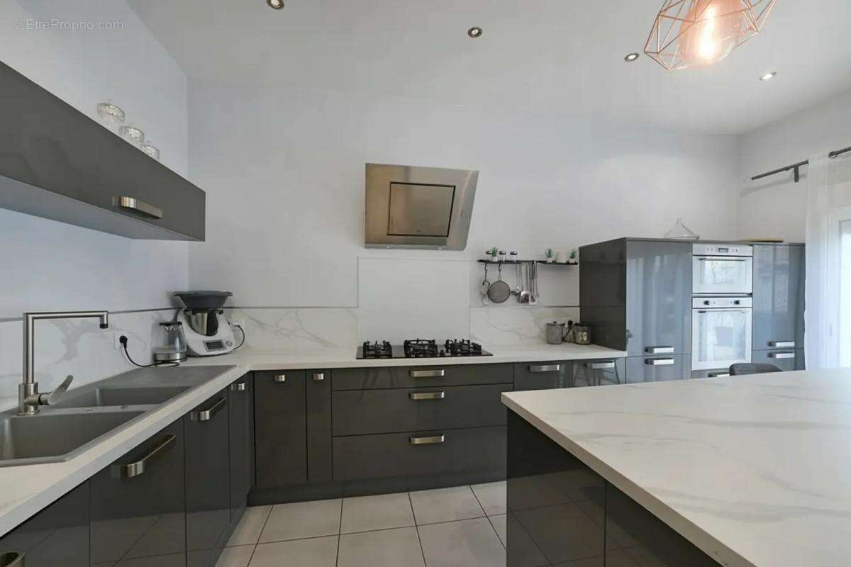 Maison à SAINT-GILLES