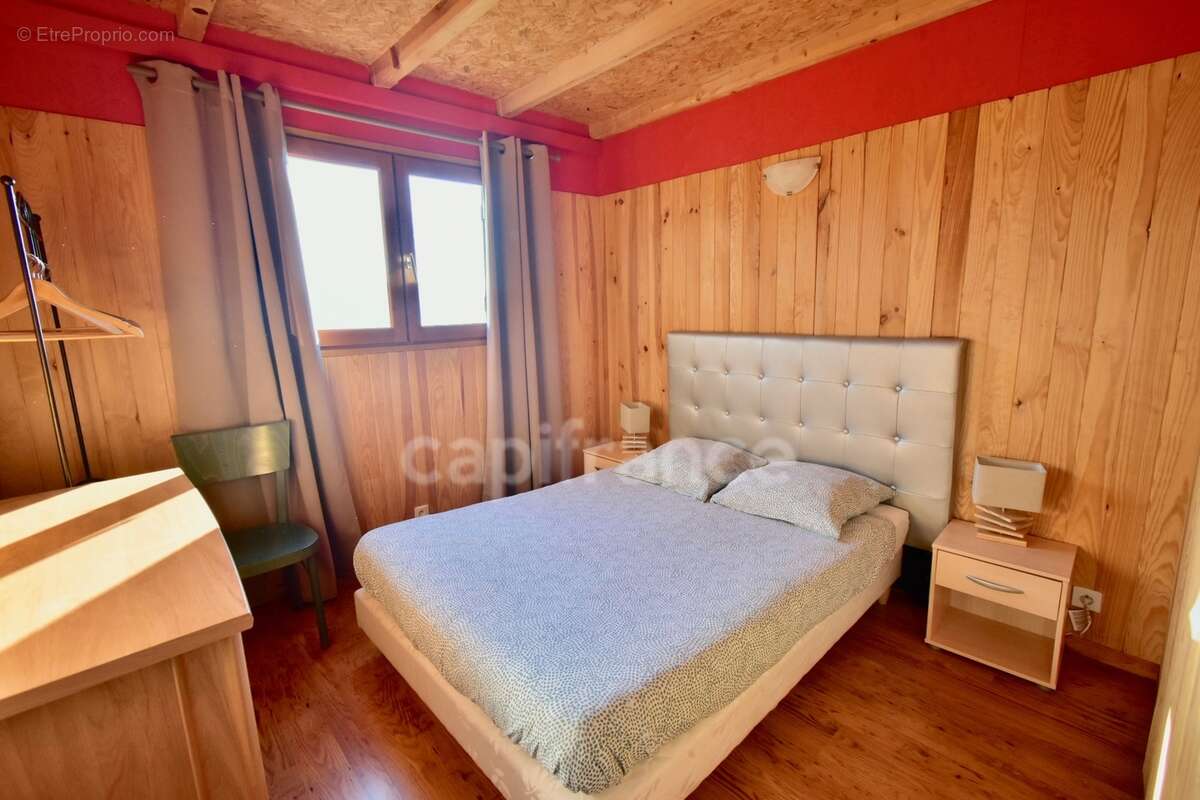 Dpt Corse (20), à vendre EVISA, propriété avec six chalets en bois, terrasse vue panoramique, piscine, parking - photo 9