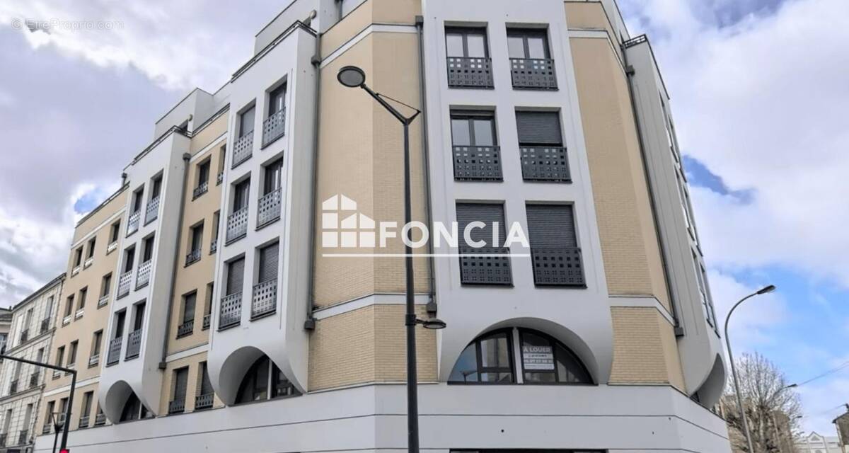 Appartement à BOIS-COLOMBES