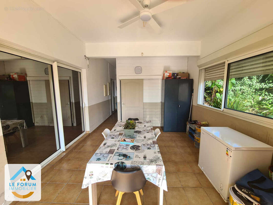 Saint pierre 97410 - ensemble immobilier - grands volumes - bon rendement - environnement prisé - photo 13
