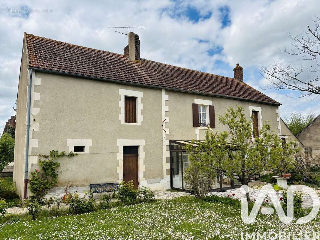 Photo 4 - Maison à CHEVANNES