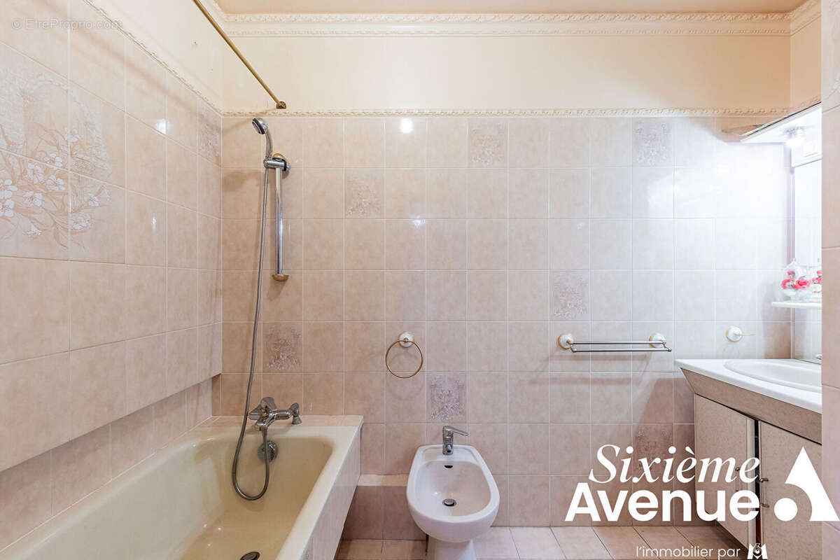 Appartement à CHILLY-MAZARIN