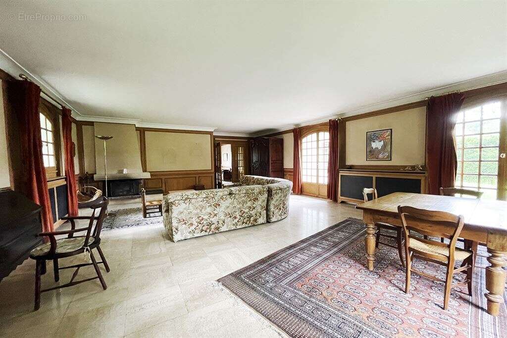 Maison à SUCY-EN-BRIE