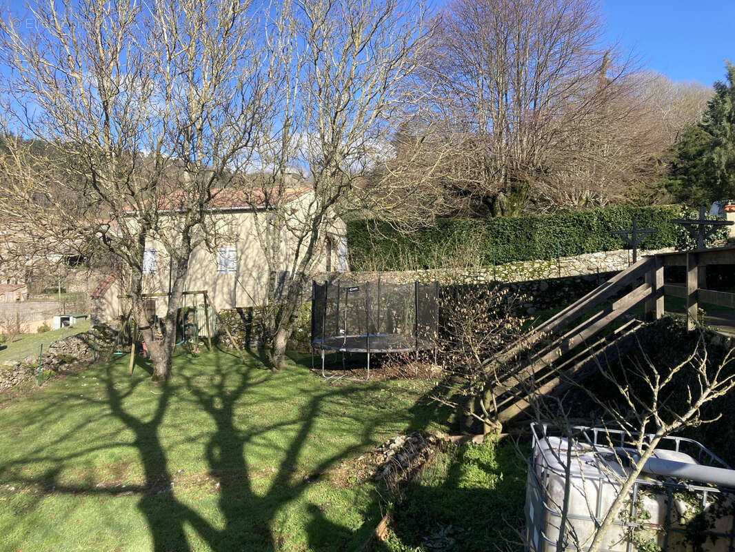 Maison à VILLARDEBELLE