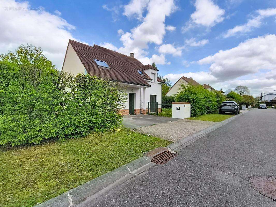 Maison familiale récente à Bois-Guillaume – Calme, jardin, garage - photo 17