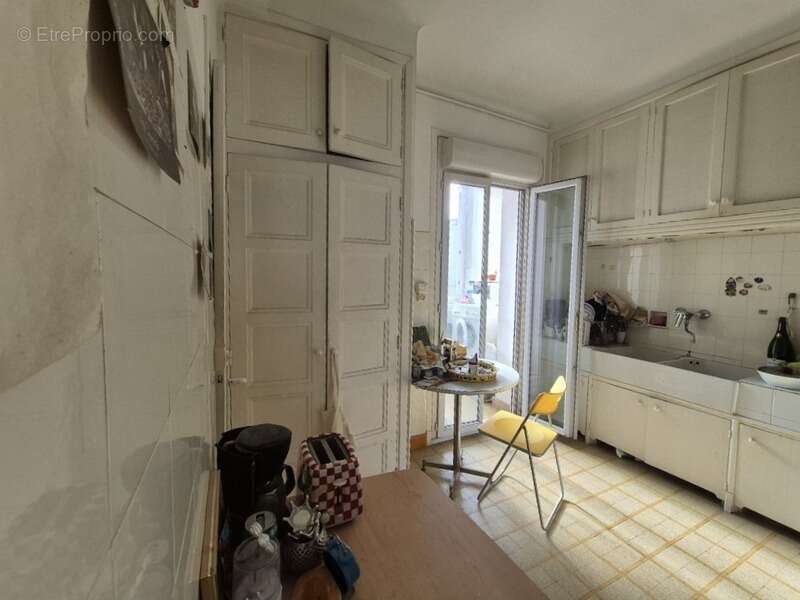 Appartement à vendre 4 pièces 118m2 - MARSEILLE 7EME ARRONDISSEMENT (13) - photo 16