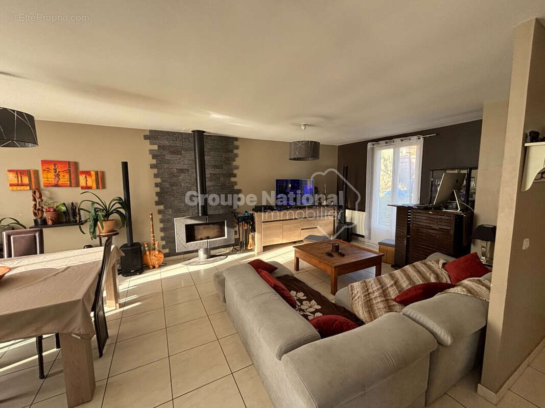 Maison à PIERREFONDS