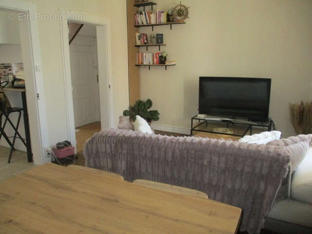 Maison à SAINT-YRIEIX-LA-PERCHE