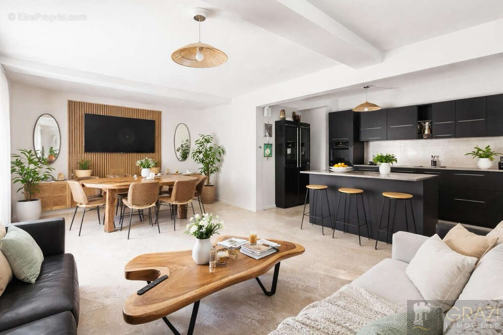 Appartement à SIX-FOURS-LES-PLAGES