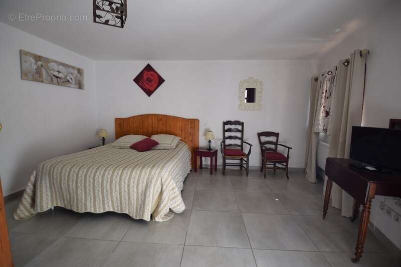 Maison à SAINTE-BAZEILLE